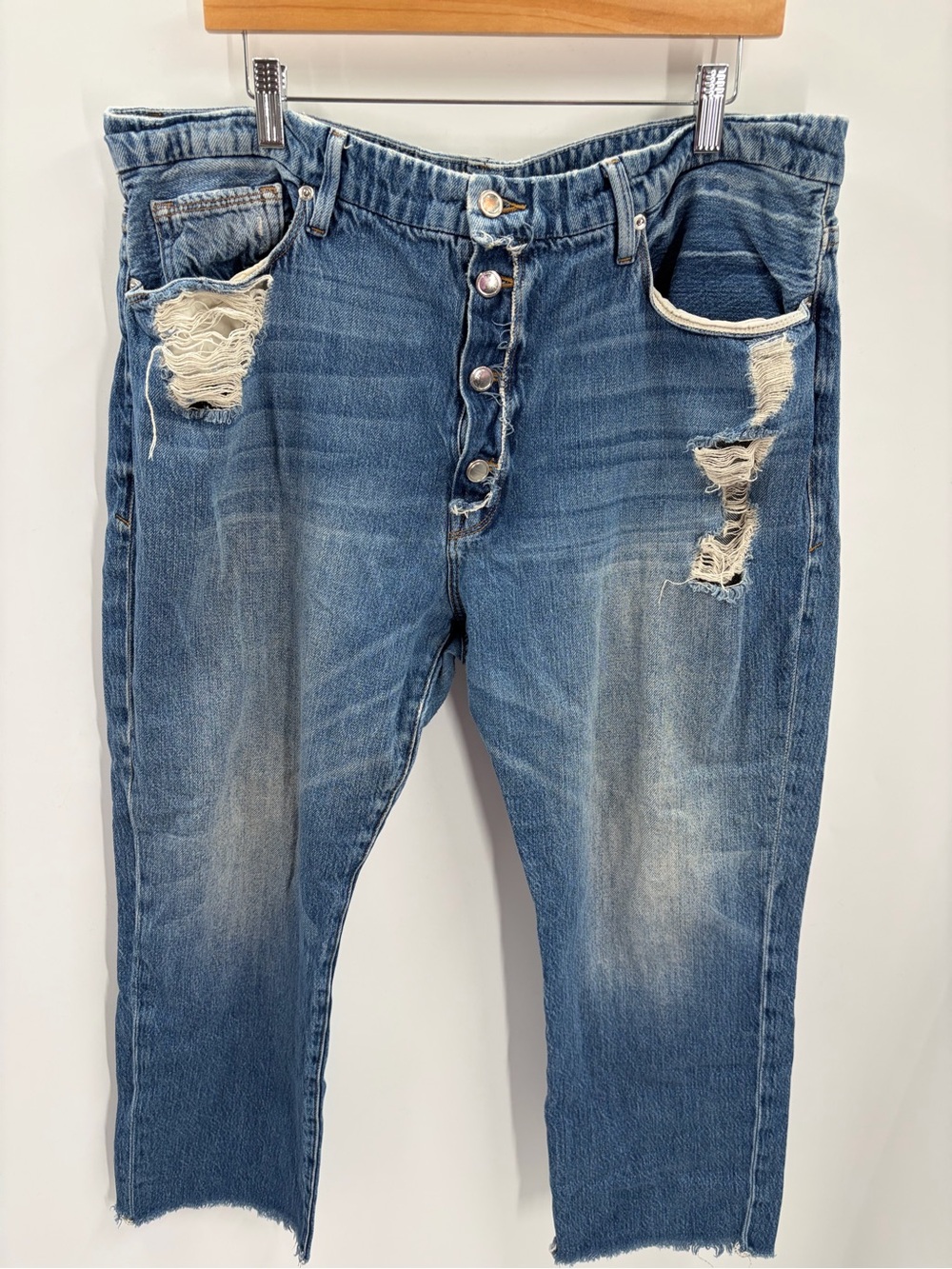 Good American Good Cuts Distressed Button Fly Boyfriend Jeans Size 16